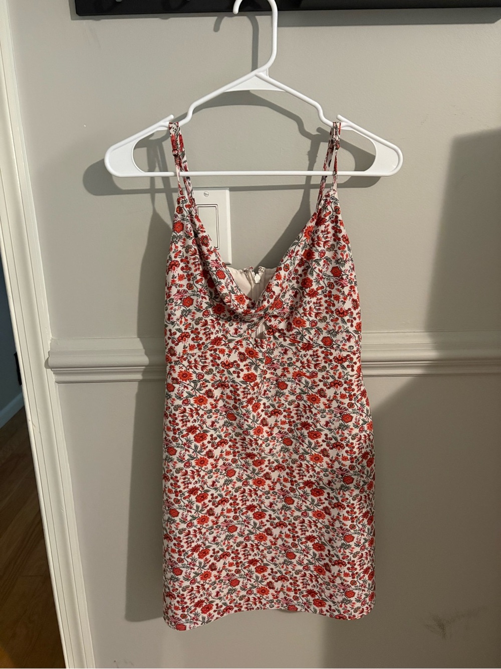 Abercrombie & Fitch Red Floral Satin Slip